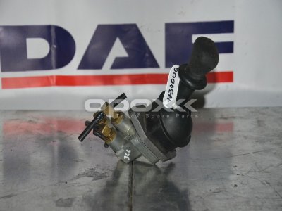 Купить 2122593g в Астрахани. Клапан стояночного тормоза DAF